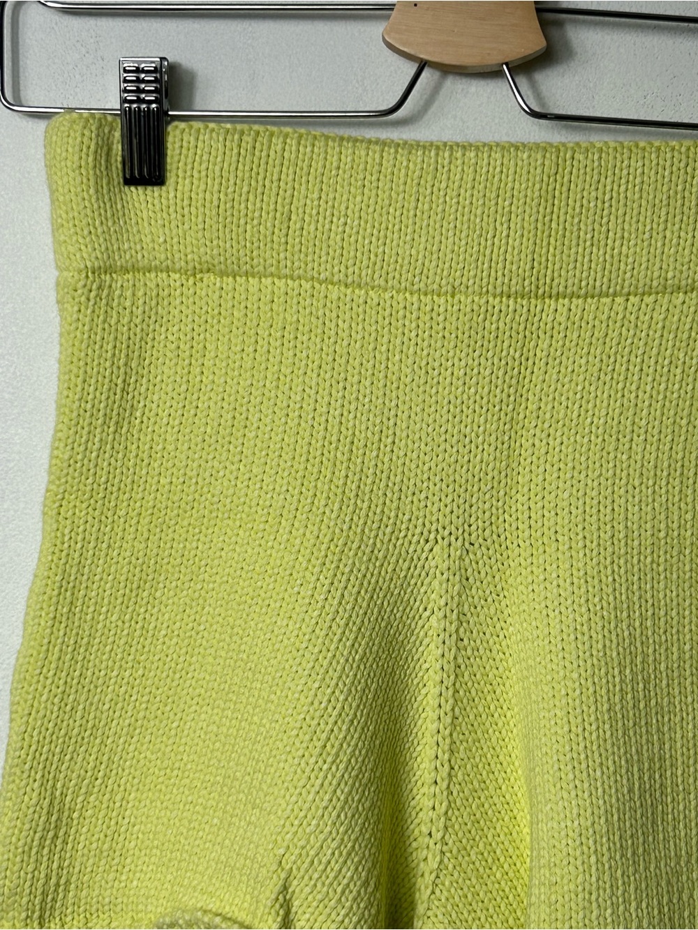 Zara Lime Green High-Waist Knit Shorts S Fashion-Forward Fun - Picture 3 of 7